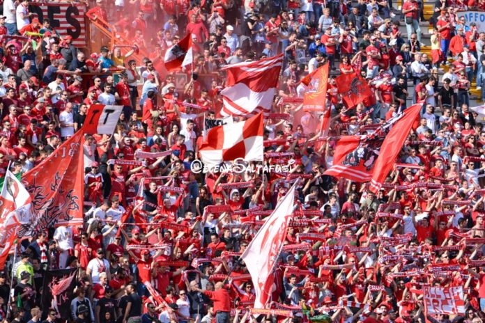 Grifo k.o.: i tifosi si mobilitano. La tifoseria aspetterà in serata i Grifoni in rientro a Pian di Massiano dopo la debacle di Spezia