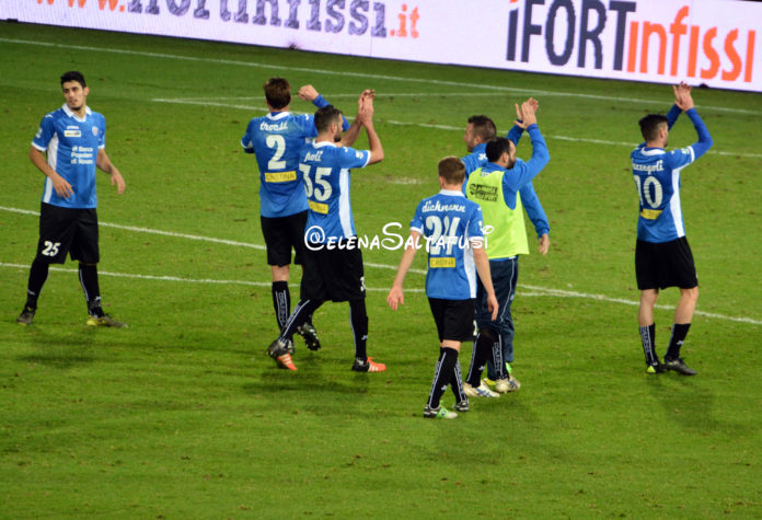 Ripescaggi: il Novara torna in corsa, il Catania può sperare. I piemontesi vincono il ricorso e tornano il lizza per un ritorno in B. I siciliani ora ci credono. Ternana beffata?