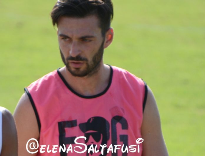 Qui Perugia: niente 'doppio', si lavora solo la mattina. I Grifoni non sono tornati in campo nel pomeriggio come da programma. Tutti presenti ad eccezione di Belmonte