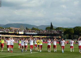 Sarà un derby senza tifosi...per il Perugia. I gruppi biancorossi hanno confermato l'assenza al "Liberati" rispedendo ai mittenti le critiche sull'ostruzione alla trasferta verso i singoli tifosi