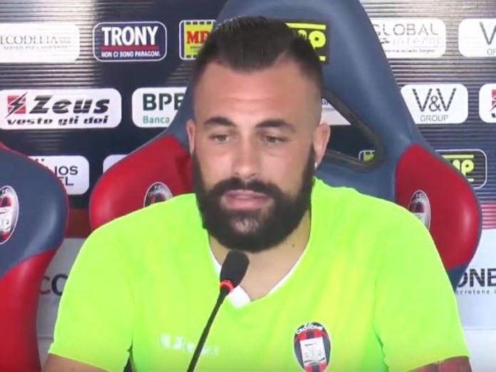 Grifo: per Falzerano questione di giorni, su Martella c'è da lavorare. Il giocatore del Venezia sarà presto un nuovo Grifone, sul terzino del Crotone c'è differenza tra domanda ed offerta oltre alla concorrenza dell'Hellas