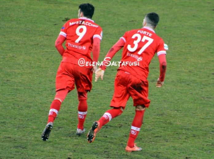 Perugia-Brescia: la vitoria più bella con Forte e Mustacchio? Tante belle sfide da ricordare quando Grifoni e Rondinelle si sono affrontati in Umbria. Bilancio dei precedenti ok per i biancorossi