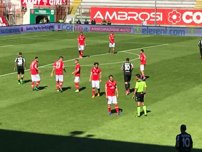 Martinelli per Perugia-Venzia: con lui Grifo ancora a caccia del successo. Sono quattro i pecedenti con il fischietto romano, di cui tre pareggi ed una sconfitta