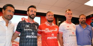 Grifo: Cerri in vantaggio su Di Carmine. L'ex Pescara può spuntarla sul bomber toscano. Terrani ago della bilancia per il modulo