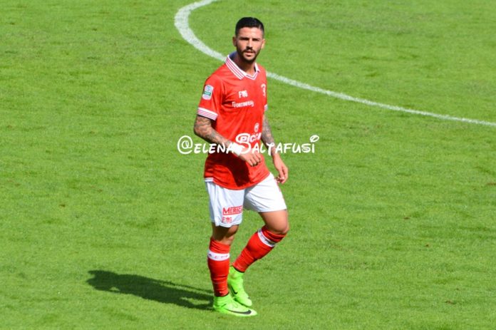 Il Bari a caccia di Buonaiuto. Il ds Sogliano punta l'esterno del Perugia per rinforzare i galletti, ma la priorità sono le uscite