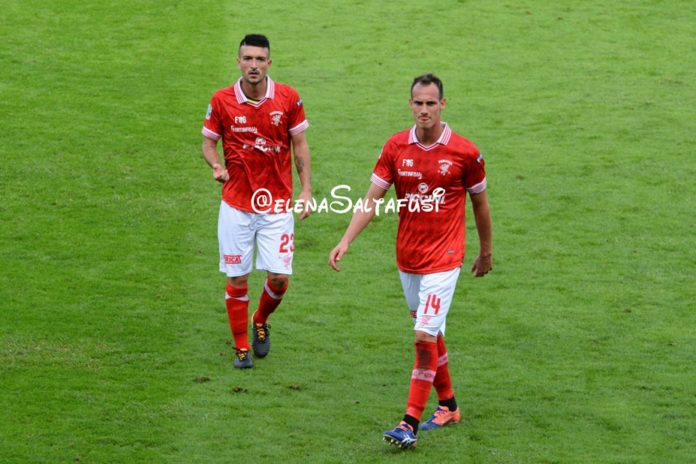 Grifo: si insiste sul 3-5-2 ma con due dubbi. Bianco potrebbe dare forfait per la trasferta pugliese, si scalda Colombatto. Con Del Prete non al top, Belmonte ancora titolare