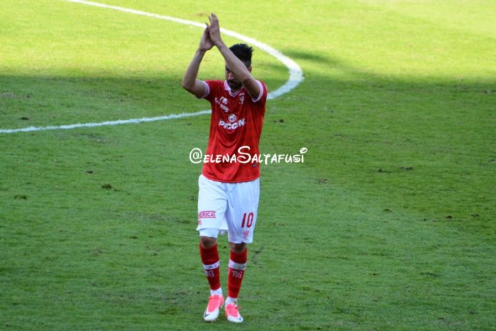 Frenata per Di Carmine al Verona, ma è solo questione di giorni. Accordo totale con i scaligeri, ma il Grifo blocca tutto allo scambio dei documenti. L'affare comunque non salterà