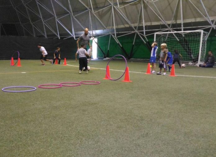 Anche il Cus Perugia ha la sua scuola calcio. La società rossoblu ha fondato un proprio settore giovanile per gli atleti più piccoli