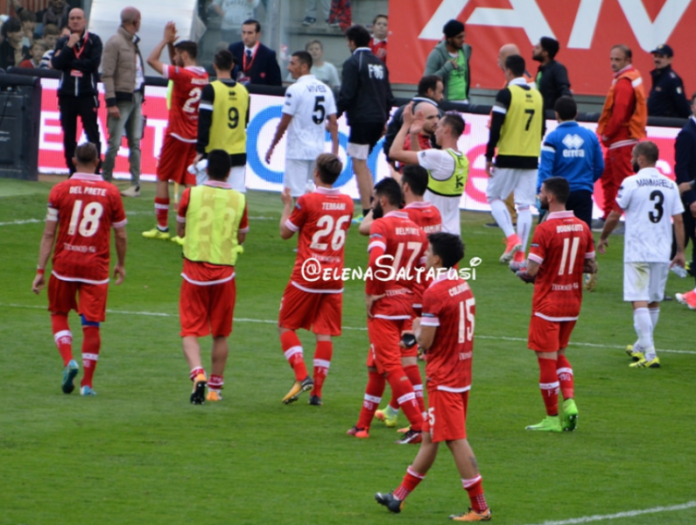 Perugia: duro confronto squadra-tifosi. Prima della partenza verso Montecatini, la tifoseria organizzata ha avuto un colloquio con tecnico e giocatori