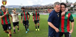 Ternana all'arrembaggio, ma la classifica piange. I ragazzi di Pochesci praticano un calcio offensivo, ma le vittorie stentano ad arrivare. Per il derby out Albadoro
