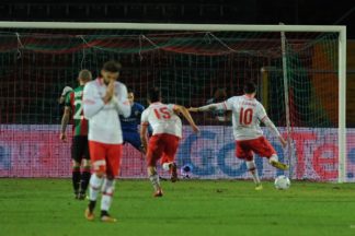 Dalle stelle alle stalle: cronaca di un pazzo girone d'andata. Dal mercato in crescendo alla partenza a razzo, dalla crisi all'esonero di Giunti e l'arrivo di Breda: il film di metà stagione