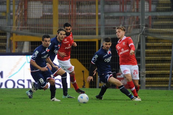 Carpi, la filosofia non cambia: fisicità e compattezza. La fase difensiva rimane il punto di forza degli emiliani. Attenzione all'esperto Melchiorri, Di Chiara ex della partita