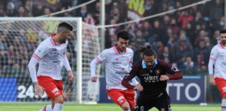 Dossena non sfigura, per Buonaiuto un gol importante. Il difensore ha fermato con caparbietà gli attaccanti salernitani, il numero undici migliore in campo. Cerri ancora assist-man