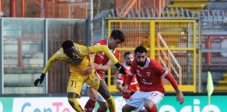 Il Grifo torna alle 'vecchie' abitudini: il Cittadella passa al Curi. A nulla vale il gol di Cerri, i veneti calano un pesante 3-1. Nella ripresa espulsi Belmonte e Gonzalez