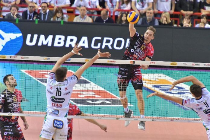 Gara 1 è della Sir Safety