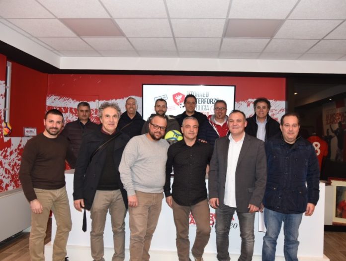 Al via la nuova edizione del torneo “Interforze”. Le rappresentative dei corpi nazionali di Perugia si affronteranno in sfide di calcio a 8. Parte del ricavato andrà ai territori colpiti dal sisma