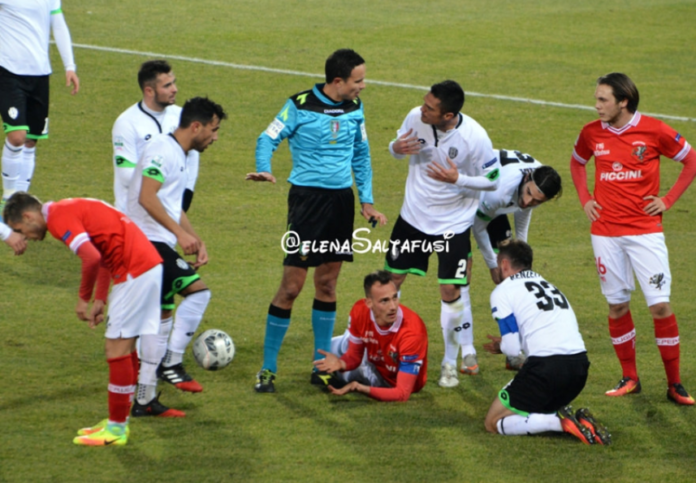 Martinelli per la gara di Empoli: con lui prevale l'x. Negli ultimi 4 precedenti con l'arbitro romano il Grifo ha raccolto 4 pareggi. L'ultimo in questa stagione col Venezia