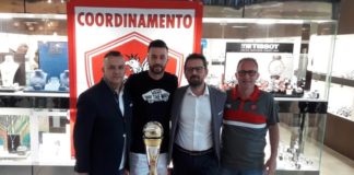 Di Carmine insignito del trofeo "Miglior Grifone". L'attaccante premiato al Quasar Village sabato 9 giugno: "Ringrazio i tifosi per l'affetto dimostrato nei miei confronti"