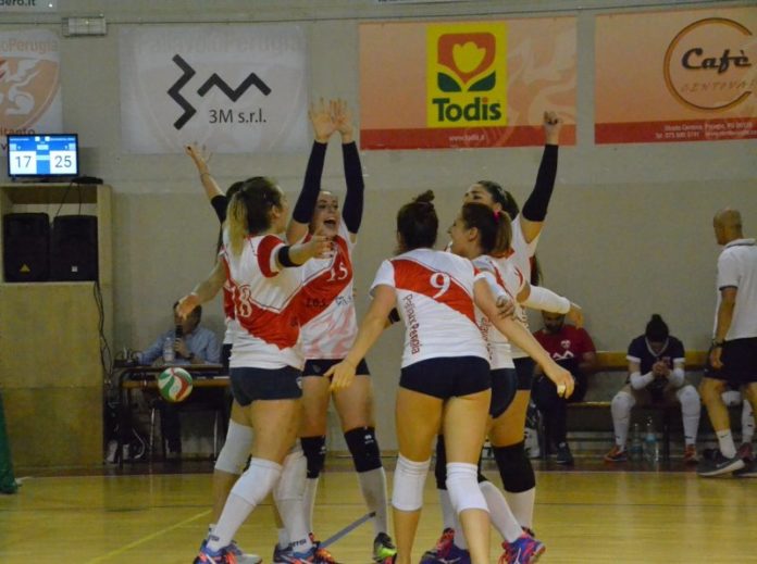 Pallavolo Perugia: con la Galeno non è arrivata la promozione, ma si può sorridere. Le biancorosse hanno raggiunto comunque un traguardo insperato. Coach Capitini: “La C non è lontana, brave a tutte”