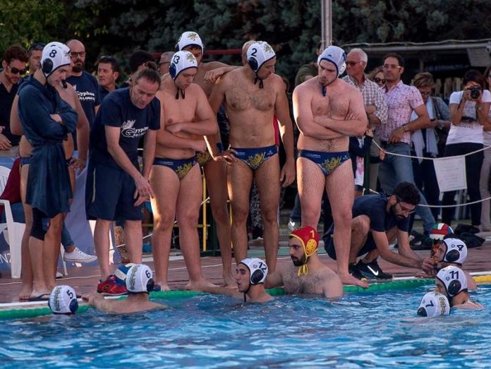 La Gryphus piazza la zampata: Dream annientato. I Grifoni non sbagliano lo scontro d'alta classifica e vincono meritatamente 15-7. Coach Marti: 