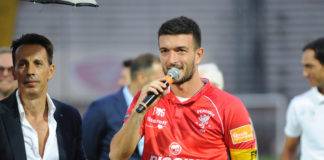 Per Bianco saluto da capitano: "Che sia l'anno buono". L'ex centrocampista del Grifo: "Un onore difendere i colori biancorossi e indossare la maglia del Perugia"