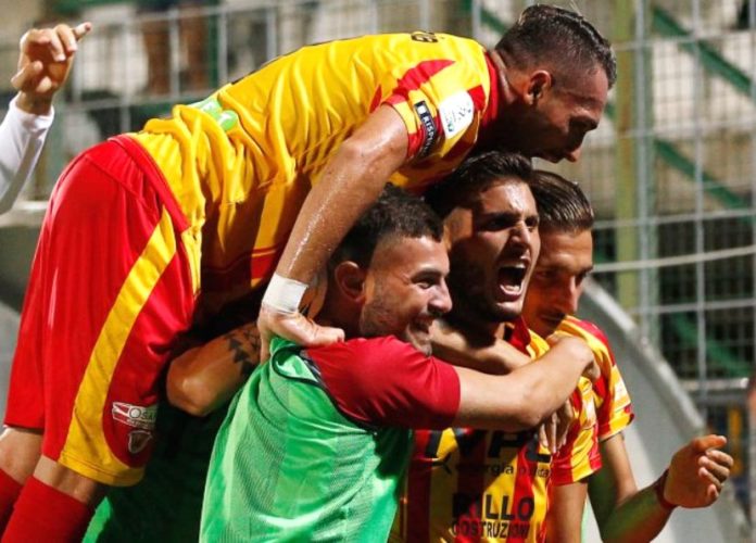 Benevento superpotenza della B, ma la realtà è altra cosa. Dopo un grande avvio gli uomini di Bucchi si sono arenati. Improta recuperato, Antei forse