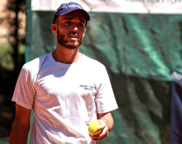 Assoluti dell'Umbria: i tennisti dello Junior Perugia grandi protagonisti. Francesco Passaro, Tomas Gerini e Davide Natazzi volano alle semifinali del torneo