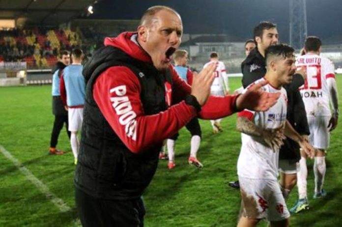 L'avversario: sarà un Padova all'italiana? Il Grifo si aspetta la solita squadra difesa e contropiede dell'ex Bisoli. Ma il tecnico romagnolo potrebbe anche sorprendere nell'uncdici iniziale