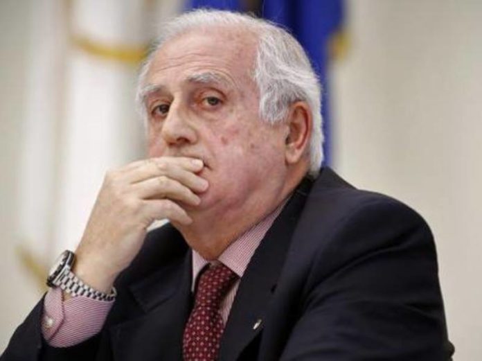 Il Tar sconfessa Fabbricini e dà ragione ai club: si torna a 22? I giudici amministrativi contro la B a 19. La decisione finale torna in mano alla Figc con il neo-presidente Gravina che si adeguerà