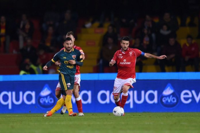 Spezia-Perugia senza tre centrocampisti. Mora e Ricci dei liguri e Bianco dei grifoni sono squalificati per la sfida del 