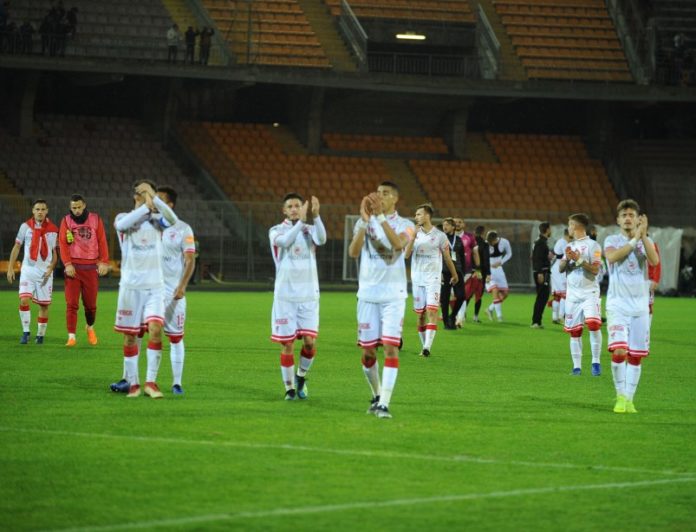 Il Grifo è forte, le regole un po' meno. I biancorossi sono ormai una realtà che tutti rispettano. Poca chiarezza sulla questione debitoria del Palermo