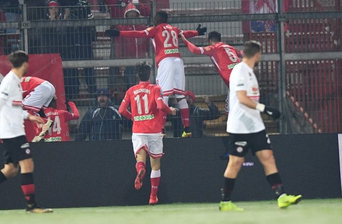 Tris Grifo, il Foggia paga. Una doppietta di Kouan nel primo tempo e un gol di Vido nel finale annichiliscono dei deludenti satanelli