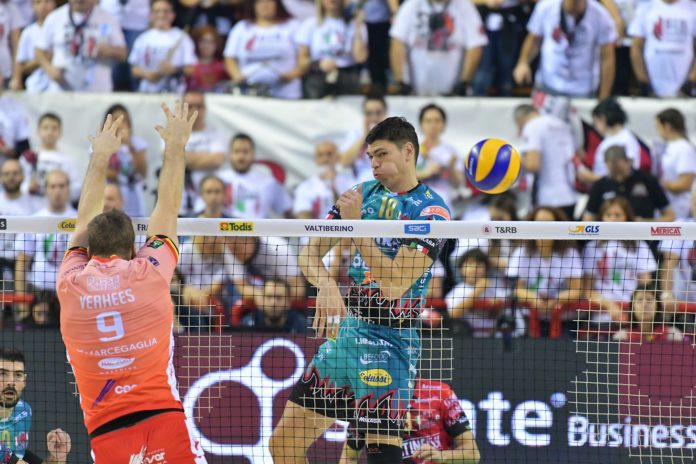 Dalla Serbia con furore: la Sir ritrova anche Podrascanin. Il centrale è alla sua quarta stagione al PalaBarton. Intanto c'è il test con Lagonegro