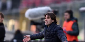 Cade la prima panchina in B: è quella della Cremonese. Esonero per mister Rastelli, al suo posto è stato scelto Baroni