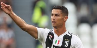 Incontro speciale per gli Under 9 del Perugia. I Grifoncelli hanno sfidato a Vinovo i pari età della Juventus. A fine gara la foto con Cristiano Ronaldo