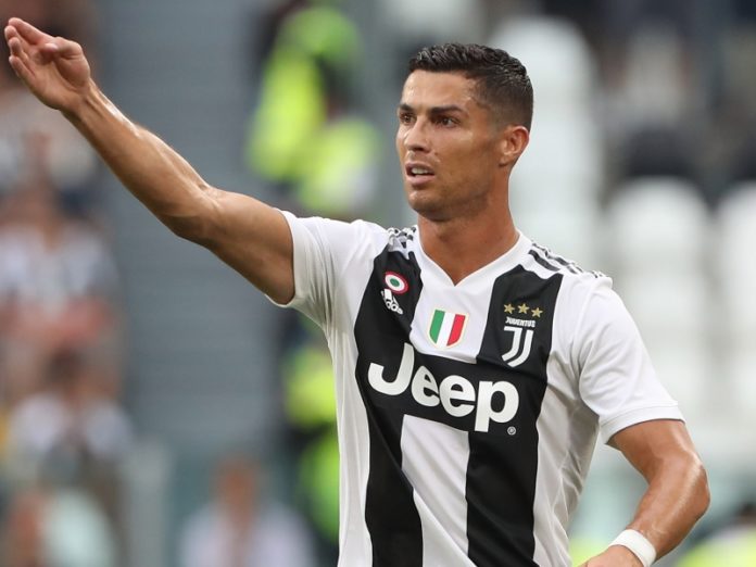 Incontro speciale per gli Under 9 del Perugia. I Grifoncelli hanno sfidato a Vinovo i pari età della Juventus. A fine gara la foto con Cristiano Ronaldo