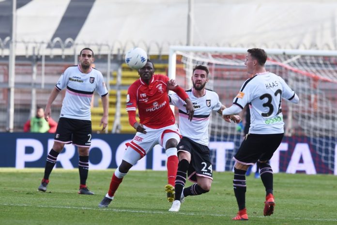 Puscas e Sadiq: dall'apice del Paradiso al profondo dell'Inferno. L'attacante palermitano eroe di giornata, per il Grifone serve un bagno di umiltà. Bene Breda, il Brescia non si ferma