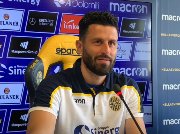 È un Grifo sempre più Grosso. L'ex campione del mondo, ancora legato contrattualmente al Verona, è molto vicino alla panchina biancorossa