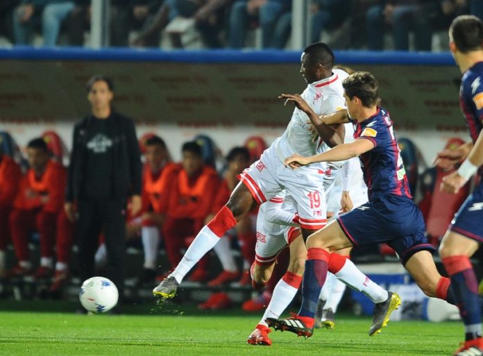 Niente di nuovo: è il solito Grifo a corrente alternata. La sconfitta di Crotone dà la giusta dimensione al 3-1 ottenuto con un Livorno senza i migliori. Col Benevento inizia un ciclo decisivo