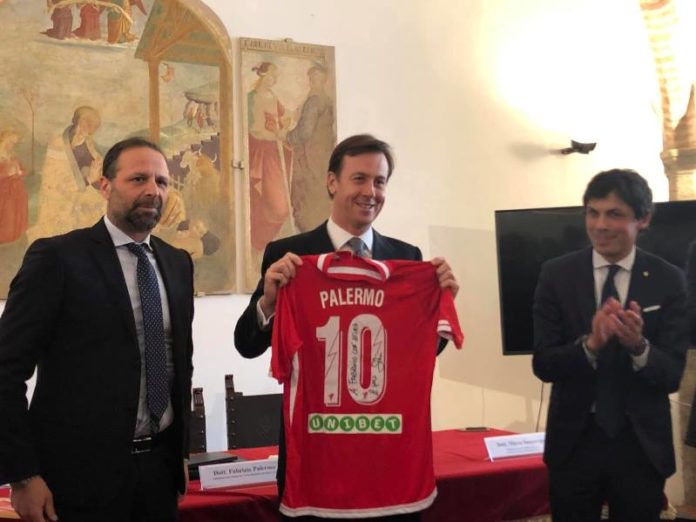Primo passo per un nuovo Curi: intesa con Cassa Depositi e Prestiti. La firma sull'accordo con l'istituto finanziario statale servirà per misure di rilancio che riguarderanno anche lo stadio di Pian di Massiano