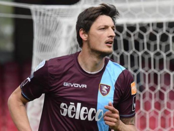 Djuric tripletta e paradiso, Ninkovic in castigo. Il centravanti della Salernitana ribalta il Cittadella, l'esterno serbo pregiudica la gara dell'Ascoli in quel di Spezia con un'espulsione