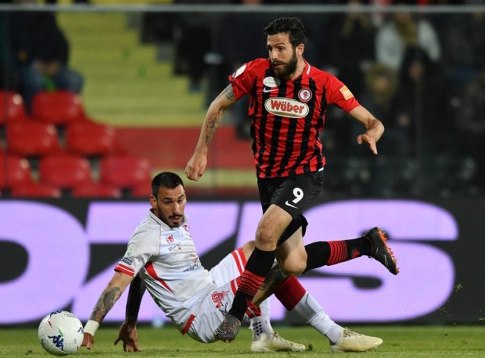 Falasco riceve la corte di Berlusconi