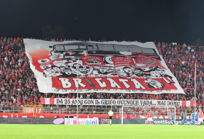 La Brigata Ultrà pensa ai detenuti. Il gruppo del tifo organizzato perugino dona delle mascherine alla casa circondariale di Capanne