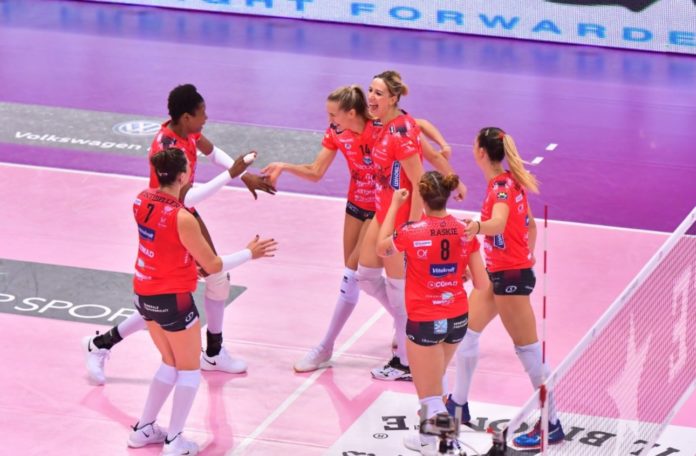 La Bartoccini attende una Busto Arsizio col dente avvelenato. Le lombarde arrivano al PalaBarton dopo il duro k.o. contro Novara. La centrale Casillo: 