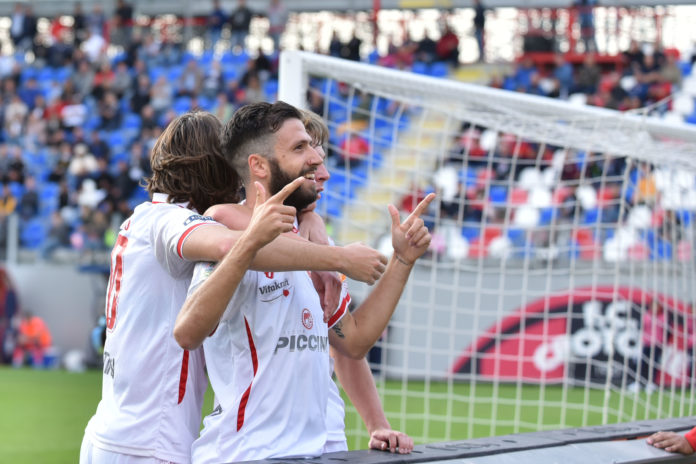 Trapani - Perugia: Top e Flop. Iemmello e Falcinelli a braccetto, Gyomber il peggiore tra i peggiori