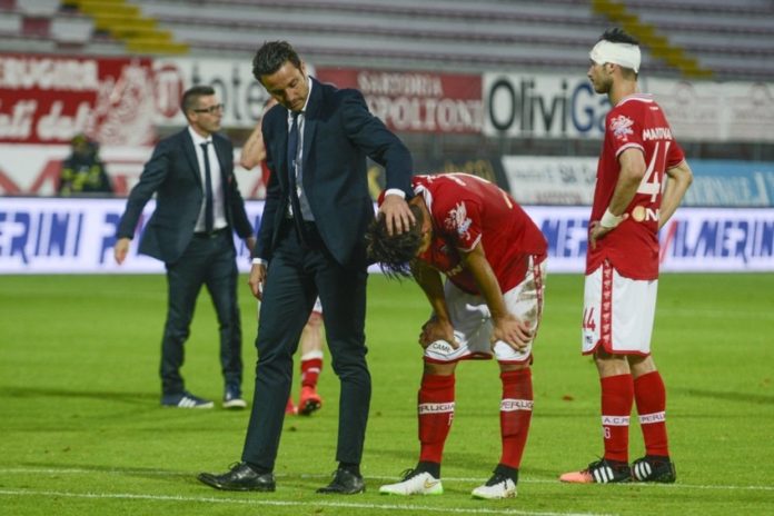 Grifo: da avversario Oddo ha fatto male, ora è con te. 2 delle 4 vittorie abruzzesi in Umbria arrivate con l'attuale tecnico biancorossi sulla panchina avevrsaria. Ma i precedenti incoraggiano il Perugia