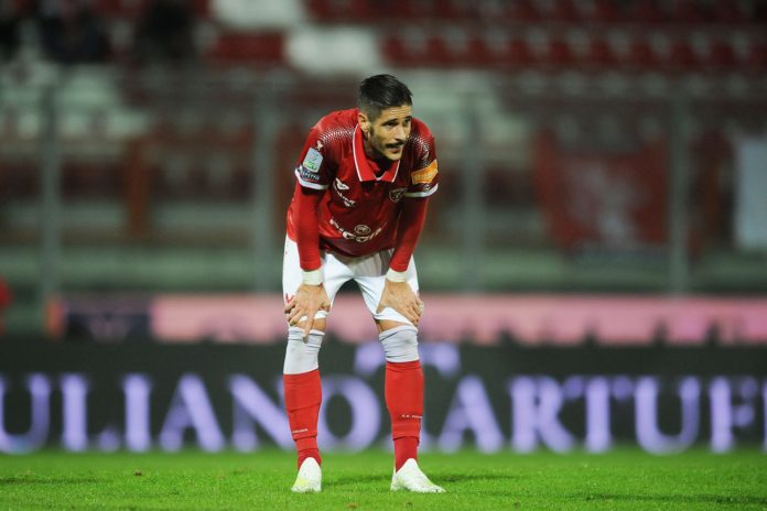 Anche il Grifo in stand-by. I Grifoni per ora non si allenano. Cuore d'oro Vicario: dona una somma all’ospedale di Udine