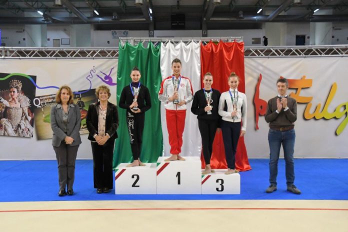La Fortebraccio festeggia Vittoria Laliscia. L'atleta perugina è campionessa d'Italia Senior  alla fune alle finali nazionali di Foligno
