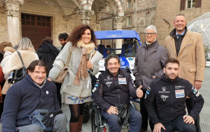 Tassi ancora protagonista: per lui una nuova avventura africana. Il pilota disabile perugino prenderà parte all’Africa Eco Race tra il 5 e il 19 gennaio