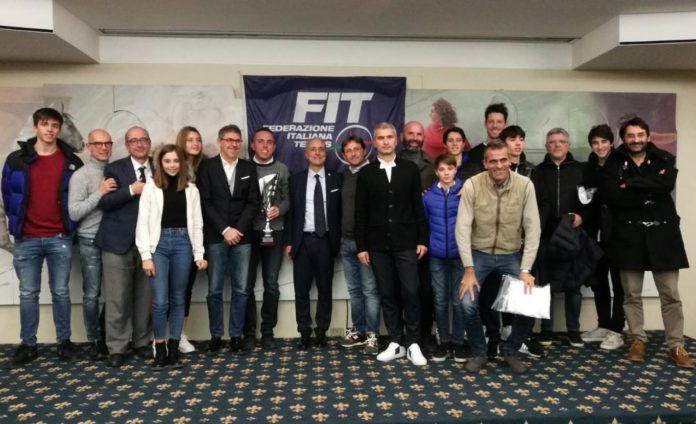 Junior Perugia sul tetto dell'Umbria con coach Tarpani. Il club gialloblu fa incetta di premi al tradizionale 